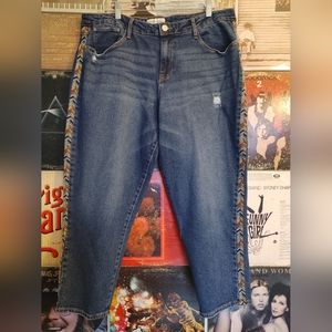 Knox Rose embroidered blue jeans